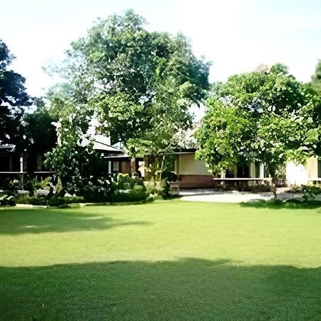 Hotel Indra Djaya Cisarua Bagian luar foto
